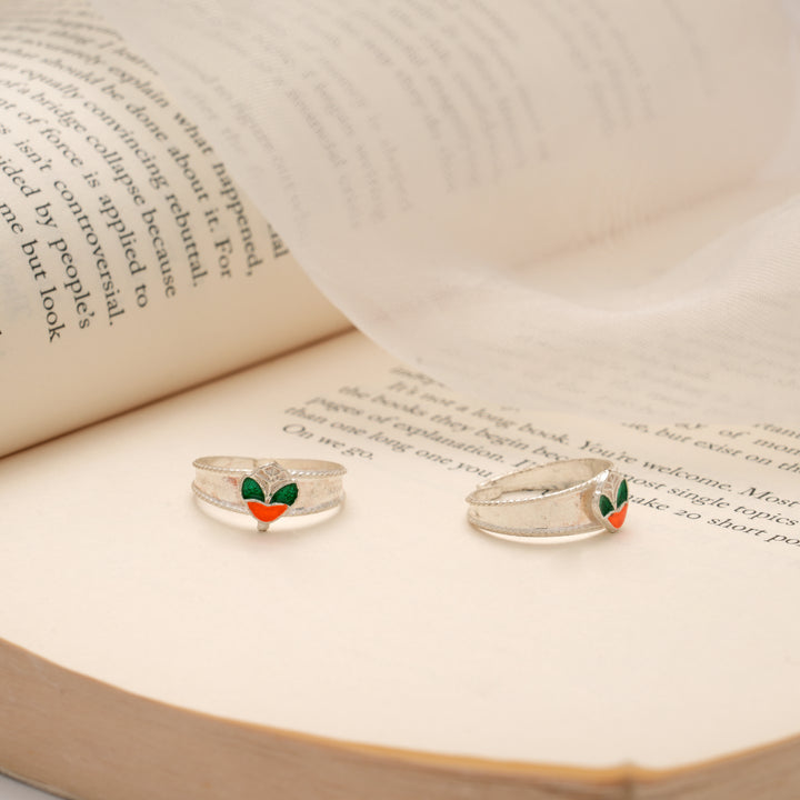 Little Charm Leafy Enamel Silver Toe Ring