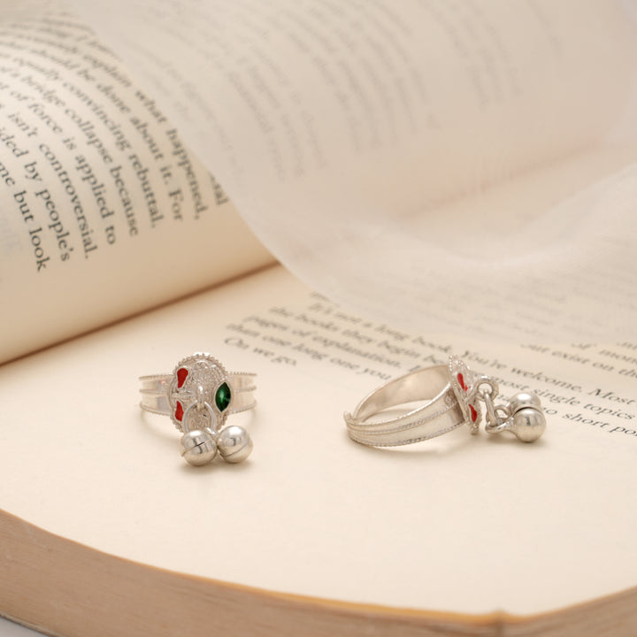 Oval Shape Enamel Silver Salangai Metti