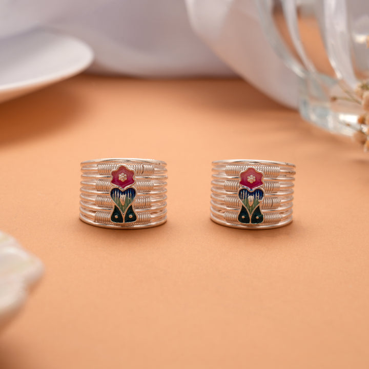 Beautiful Clover Floral Enamel Silver Toe Ring