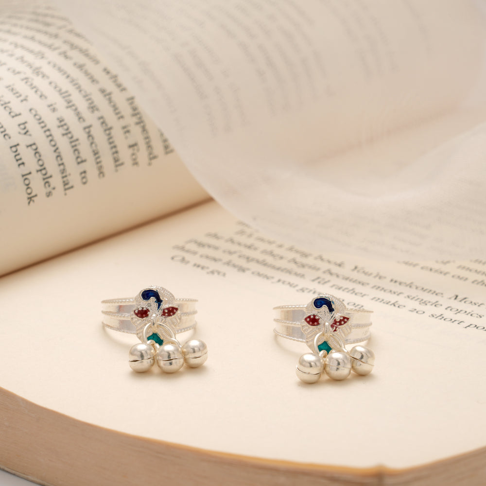 Charming Oval Shape Enamel Salangai Silver Metti