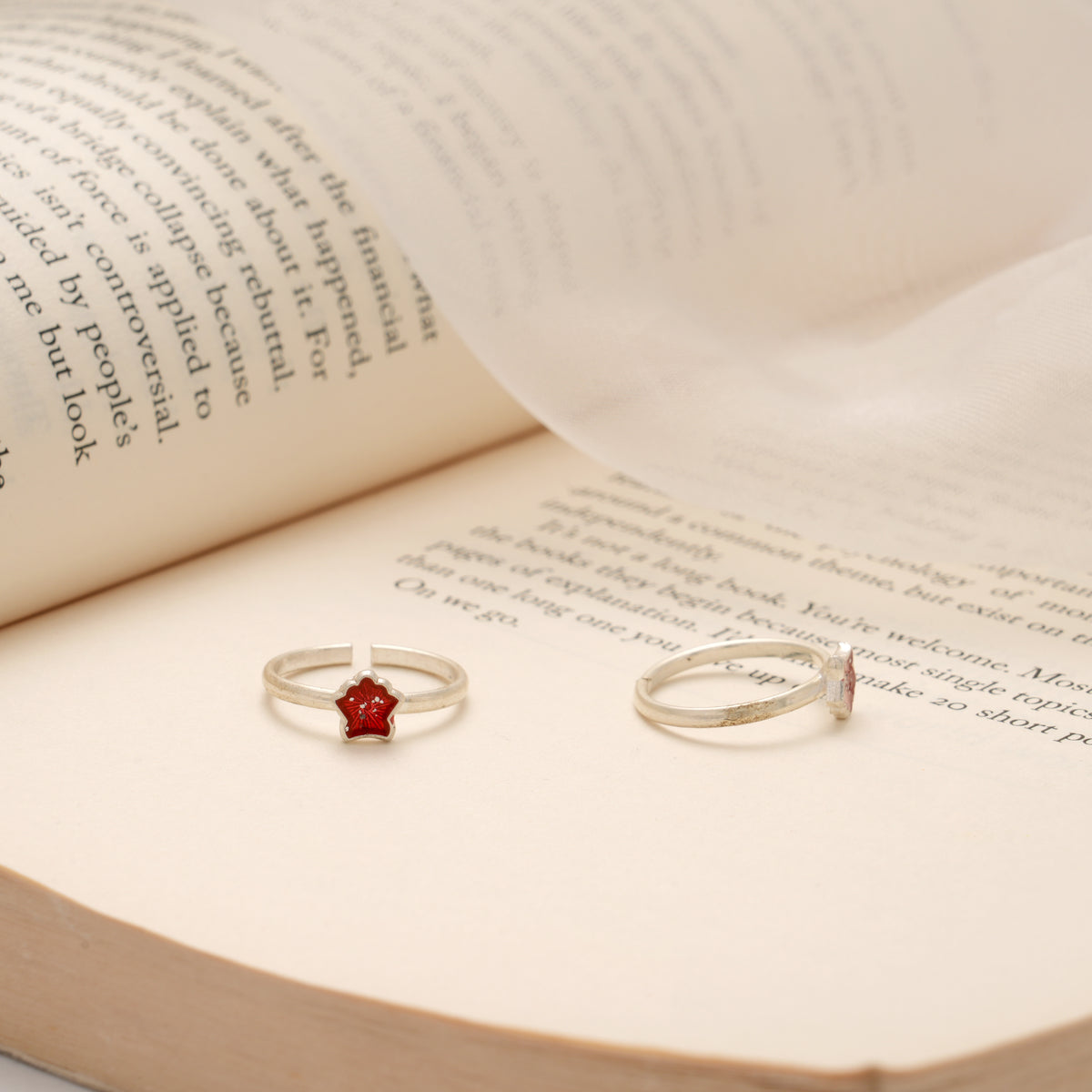 Minimalist Red Enamel Floral Silver Toe Ring
