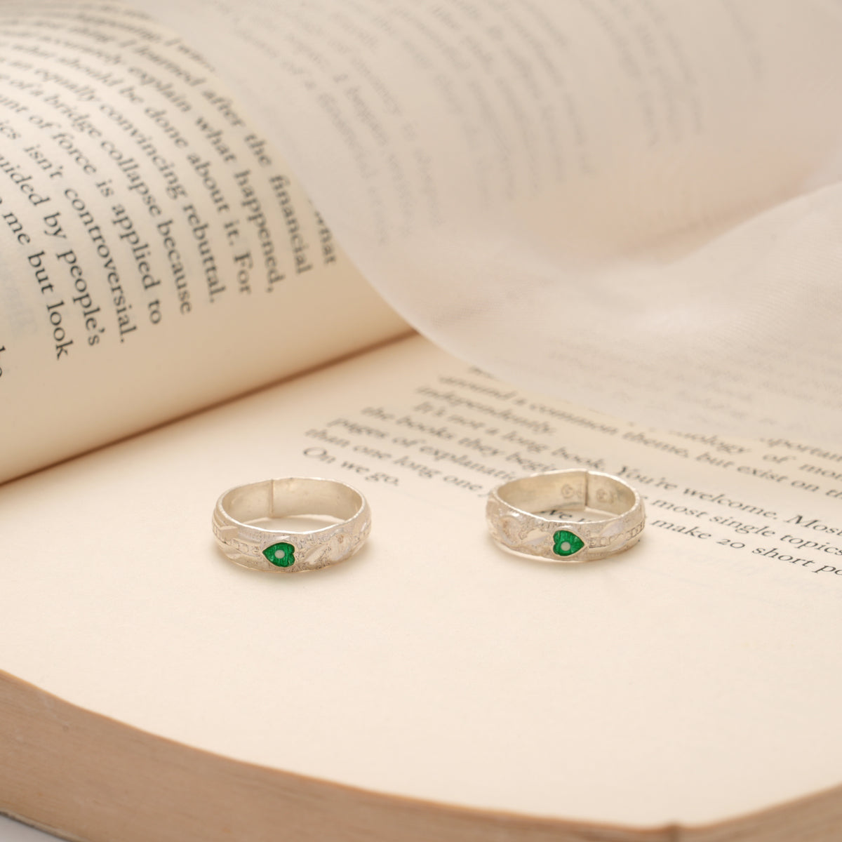 Little Heart Green Enamel Silver Toe Ring