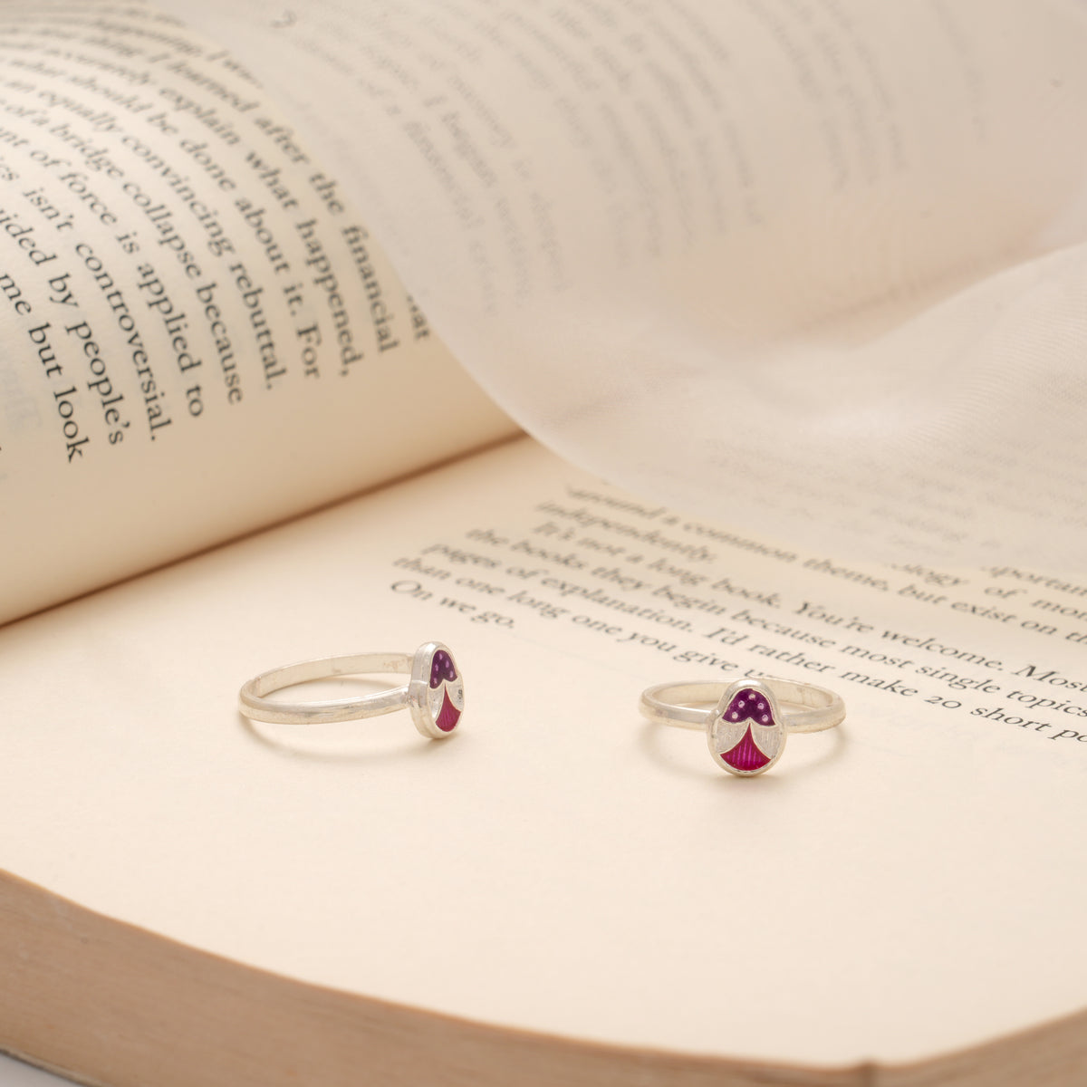 Minimal Flower Enamel Silver Toe Ring
