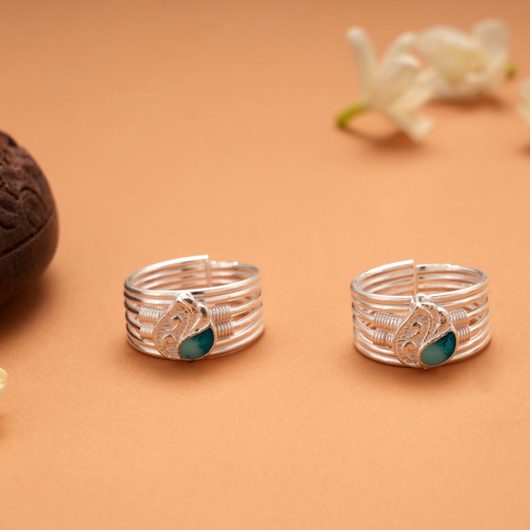 Tri Leaf Bold Design Silver Toe Ring