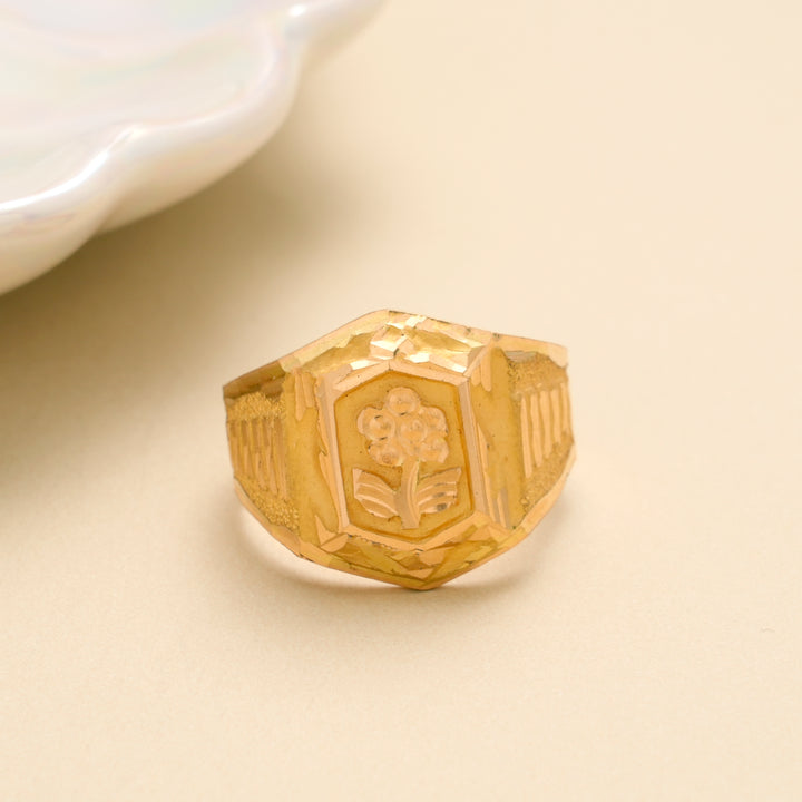 Traditional Flower Engraved Gold Ring
