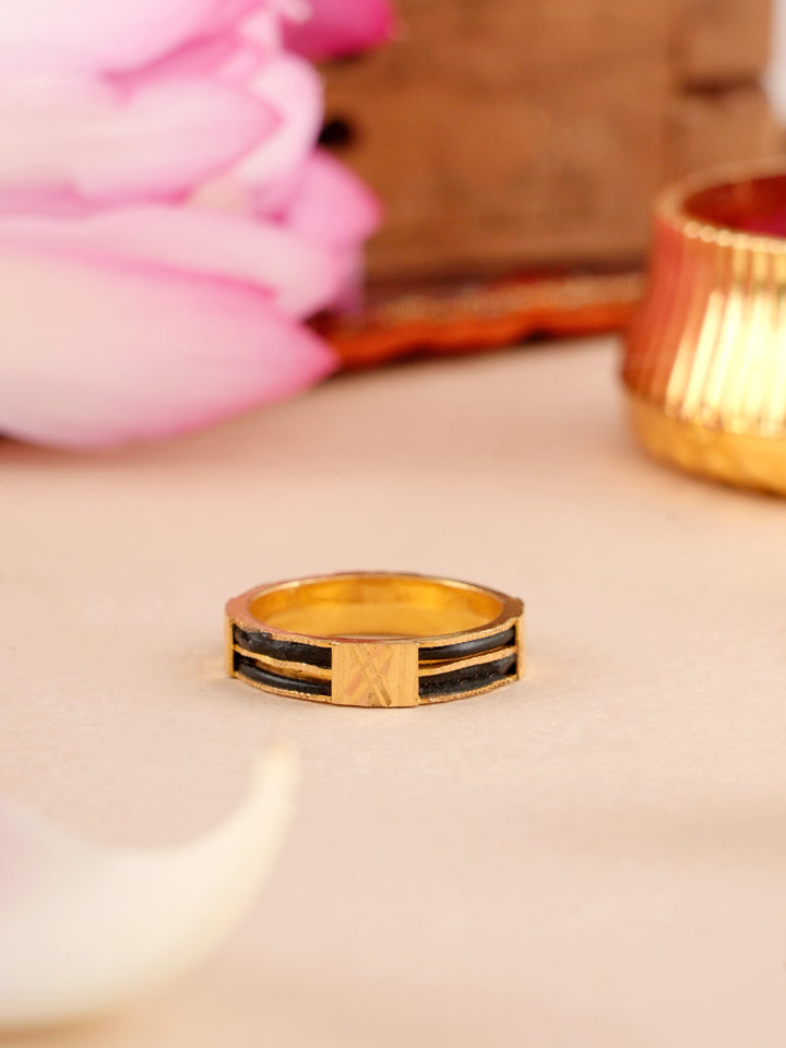 Traditional Yanai Mudi Gold Ring
