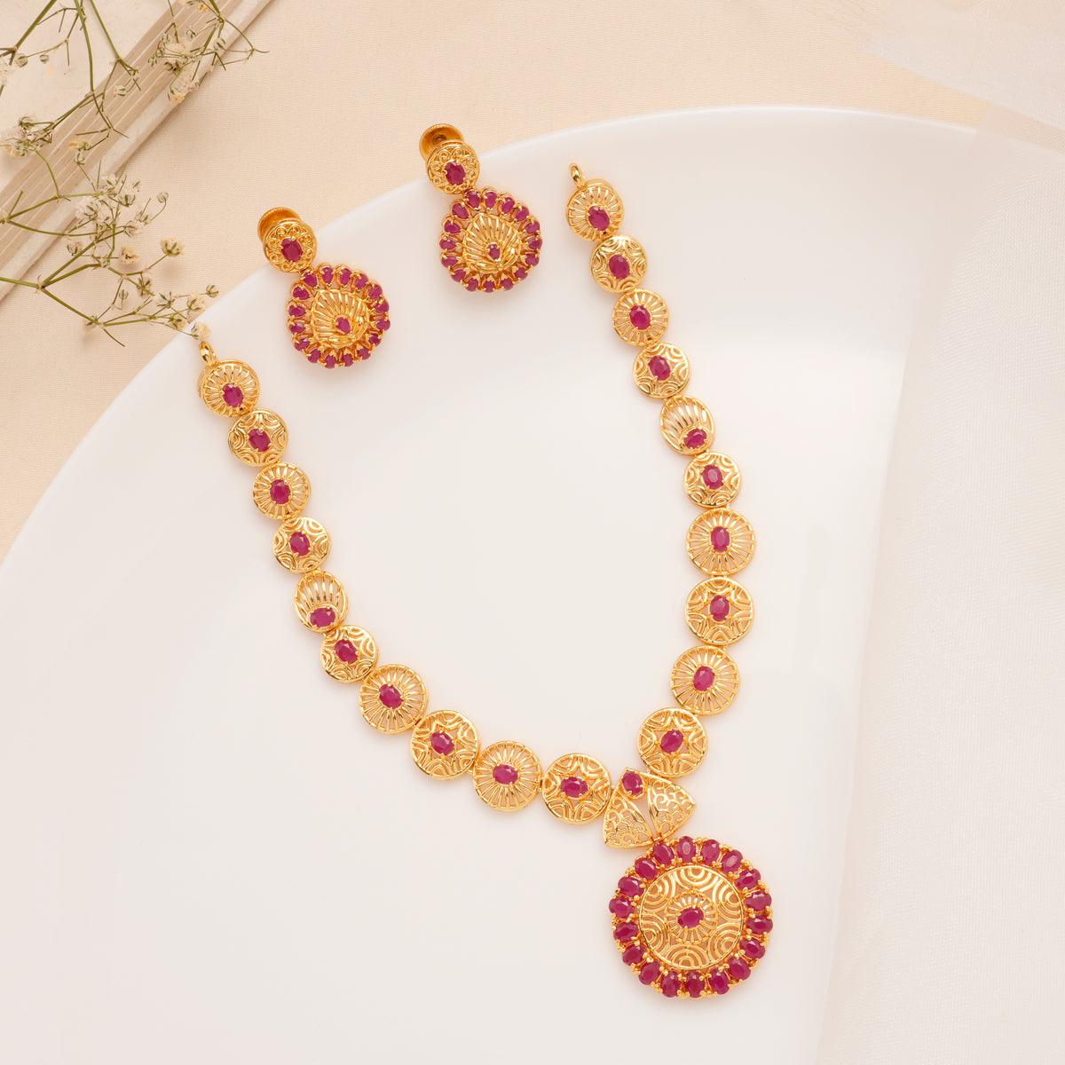 Classic Circular Ruby Necklace Set