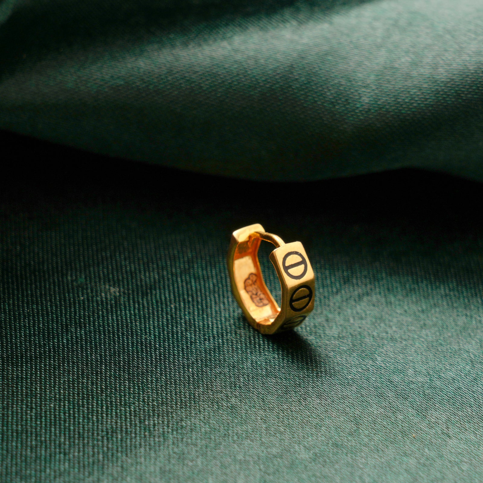 Men Gold Clip Huggie Earring