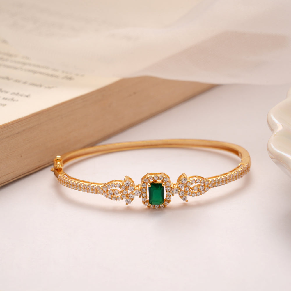 Sleek Square Emerald Floral Design Golden Kada