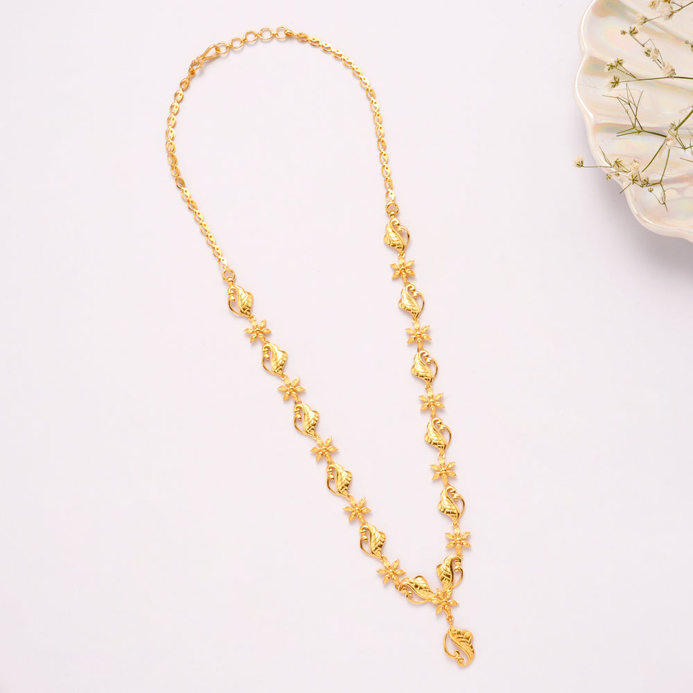 Leafy Flower Design Golden Necklace Set