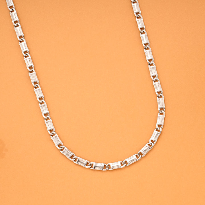 Stylish Silver Rectangular Coil Link Chain
