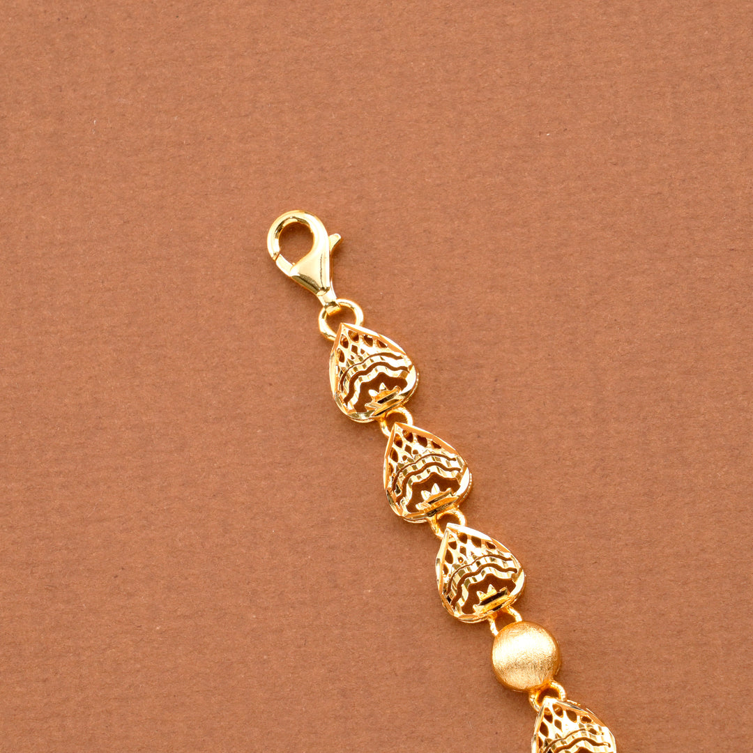 Circle Heart Shape Casting Golden Bracelet