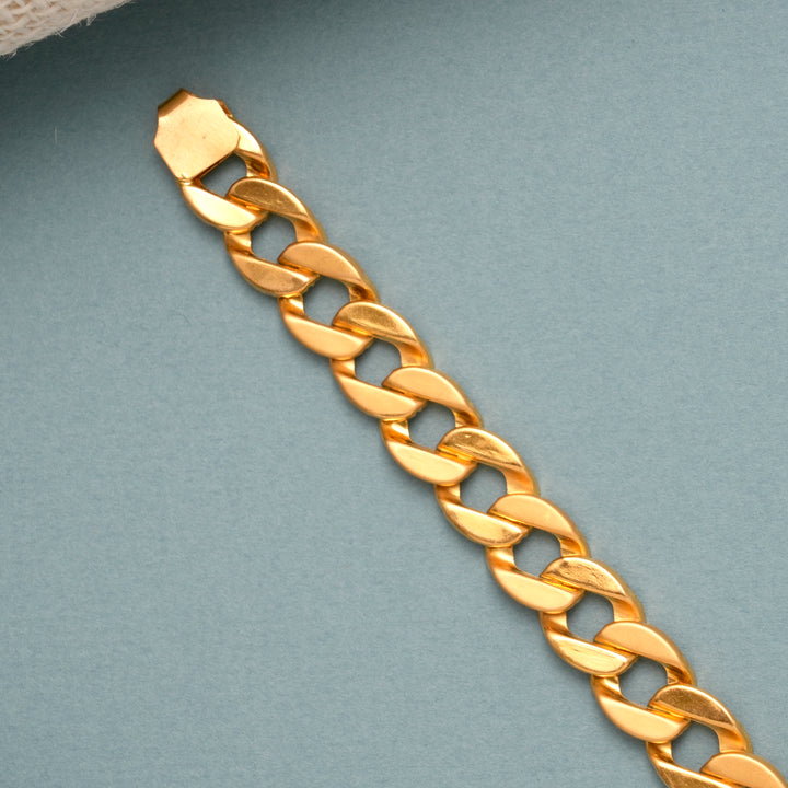 Curb Pattern Gold Bracelet for Men