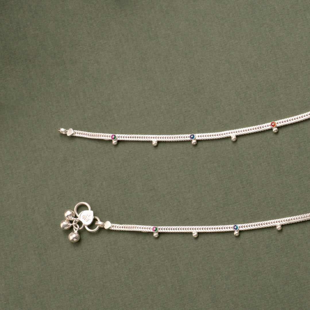 Minimal Enamel Pattern Silver Anklet