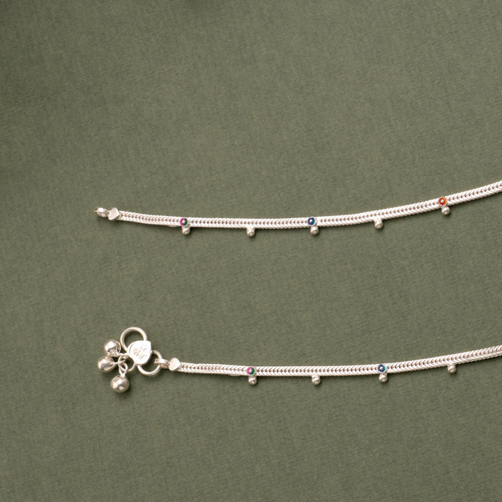 Minimal Enamel Pattern Silver Anklet