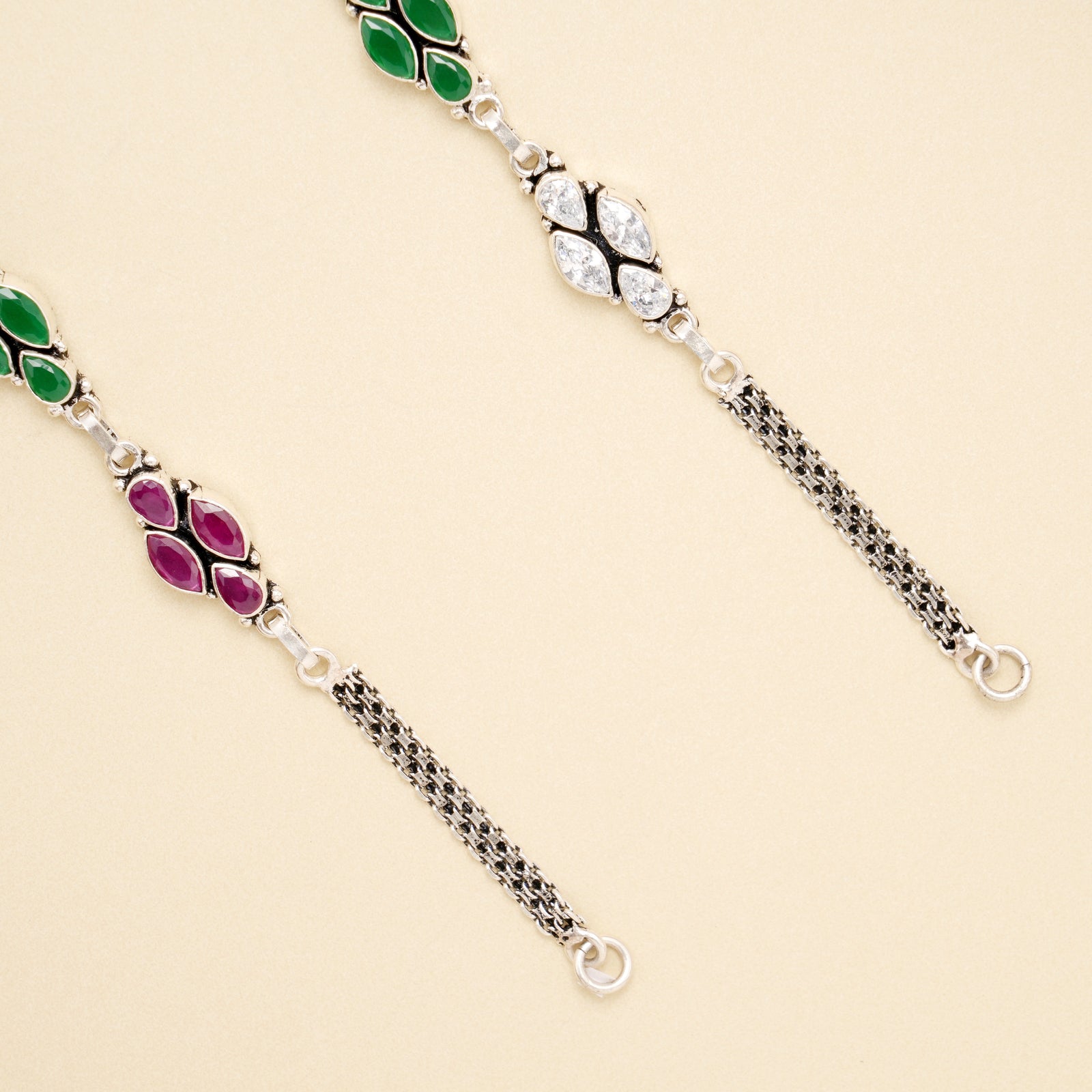 Floral Radiance Silver Anklet