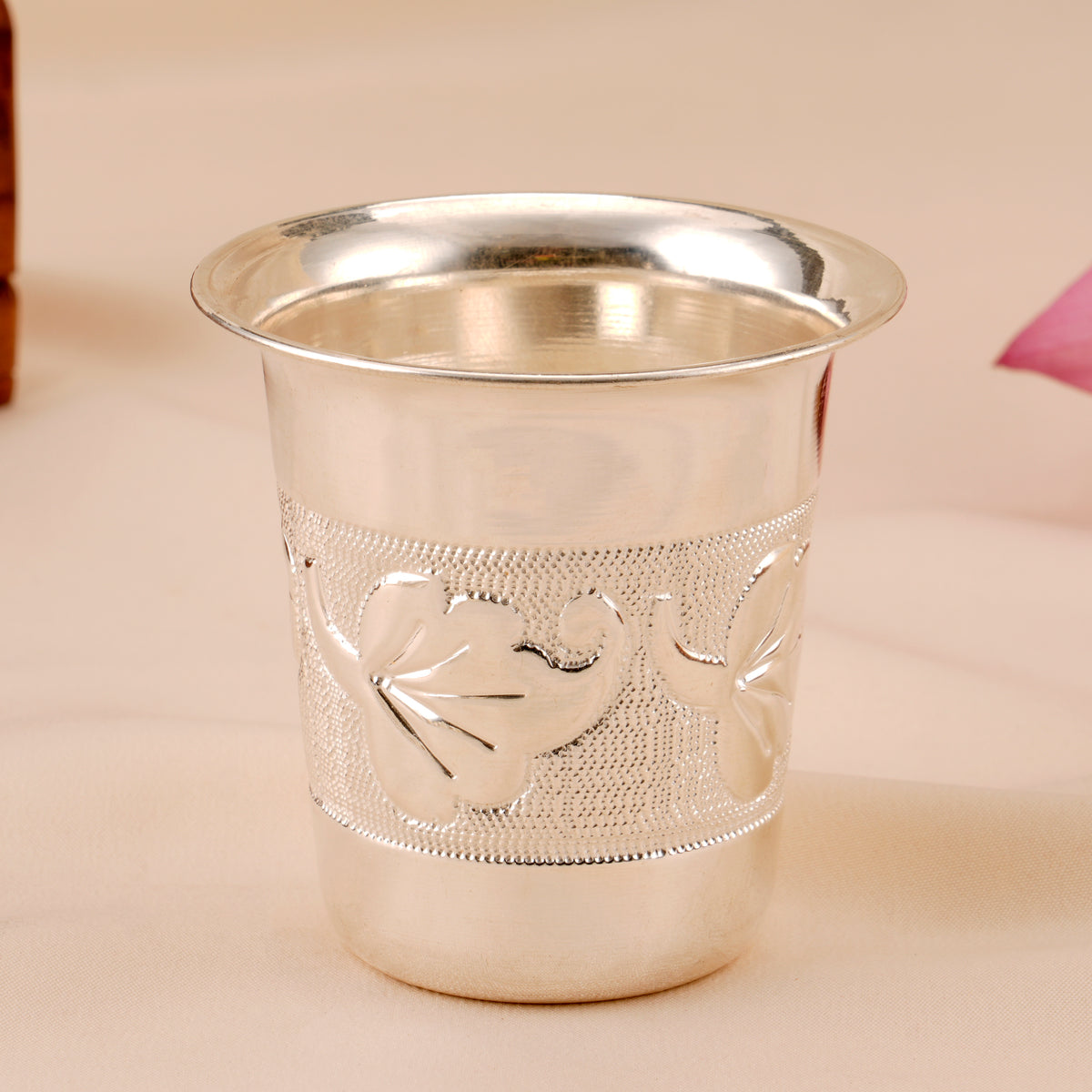 Leaf Shape Silver Tumbler