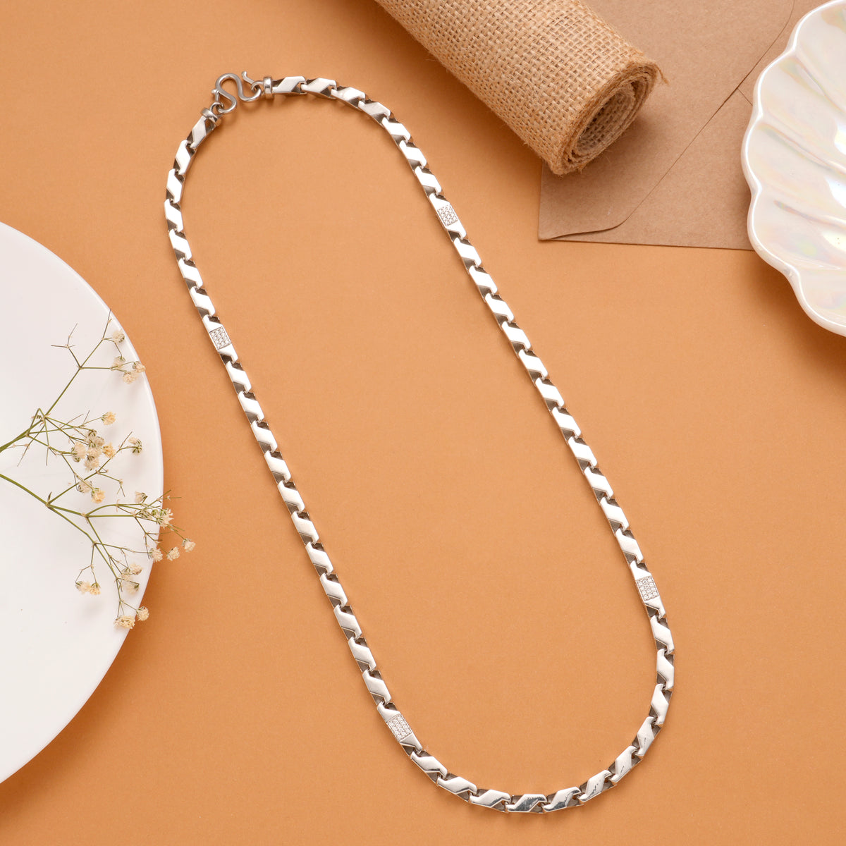 Bold S Pattern Link Men’s Silver Chain