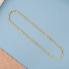Elegant Gold Textured Leaf Bead Necklace