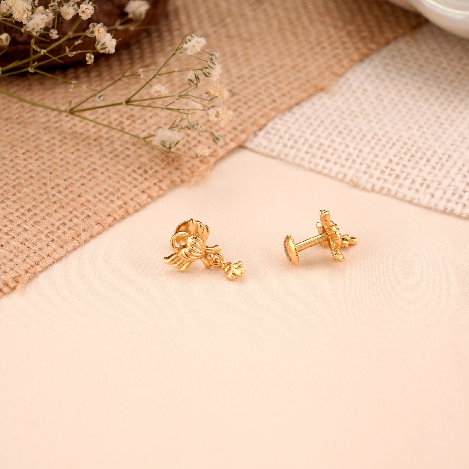 Bow Knot Design Casting Gold Plated Stud