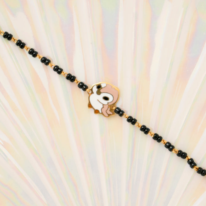 Cute Cuckoo Design Black Beads Gold Bracelet