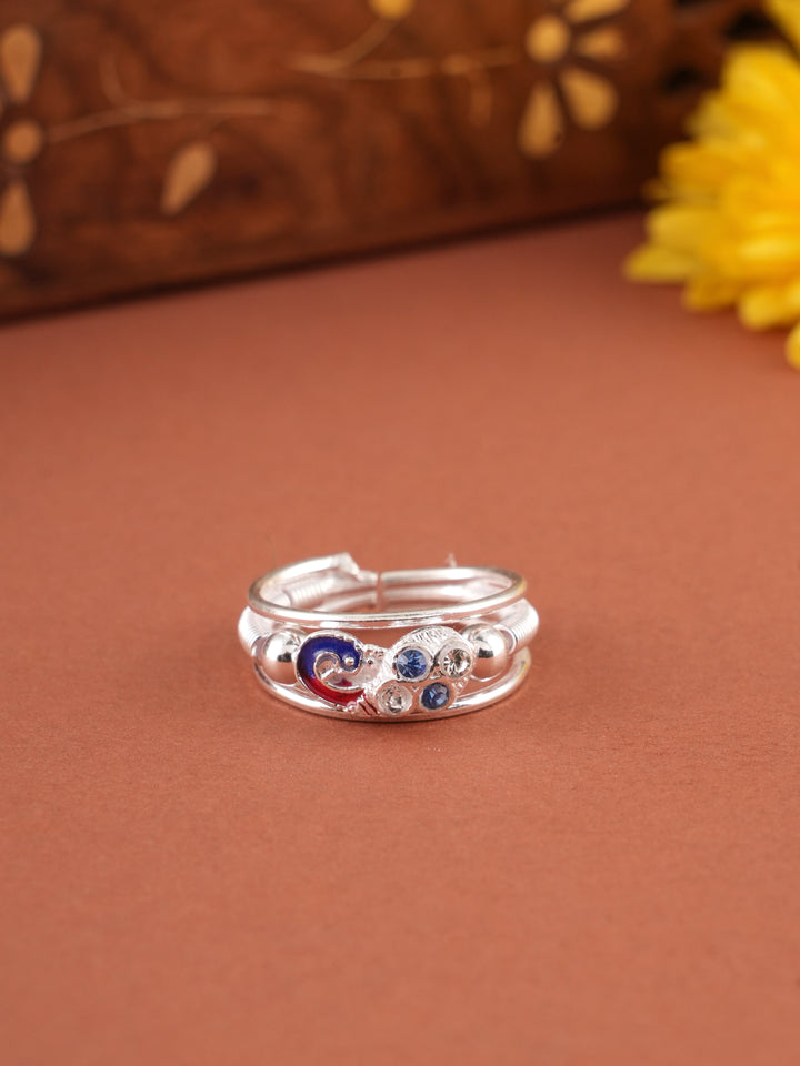 Beauty of Peacock Style Silver Metti