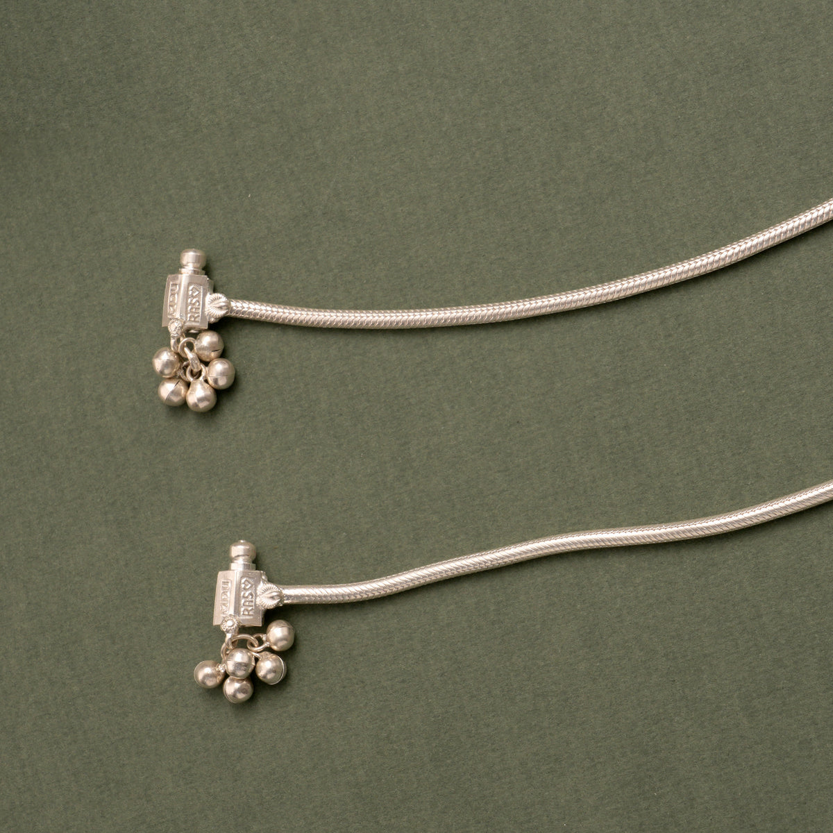 Lightweight Plain Silver Anklet