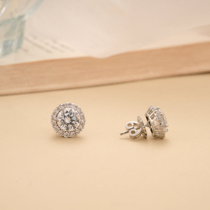 Sparkling White Stone Round Shape Silver Stud