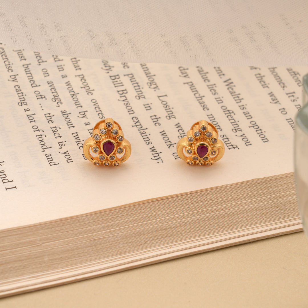 Minimal Floral Stone Golden Stud