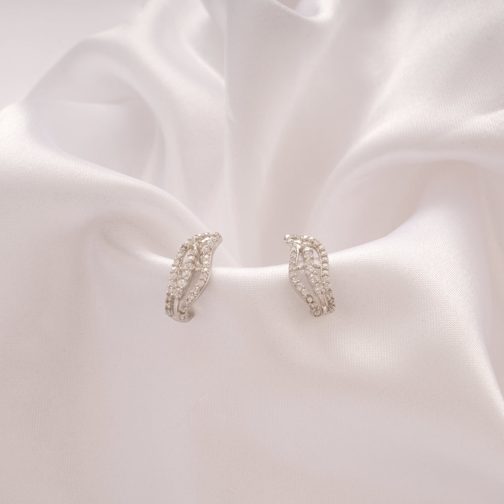 Stylish Curved Leaf Pattern Silver Stud