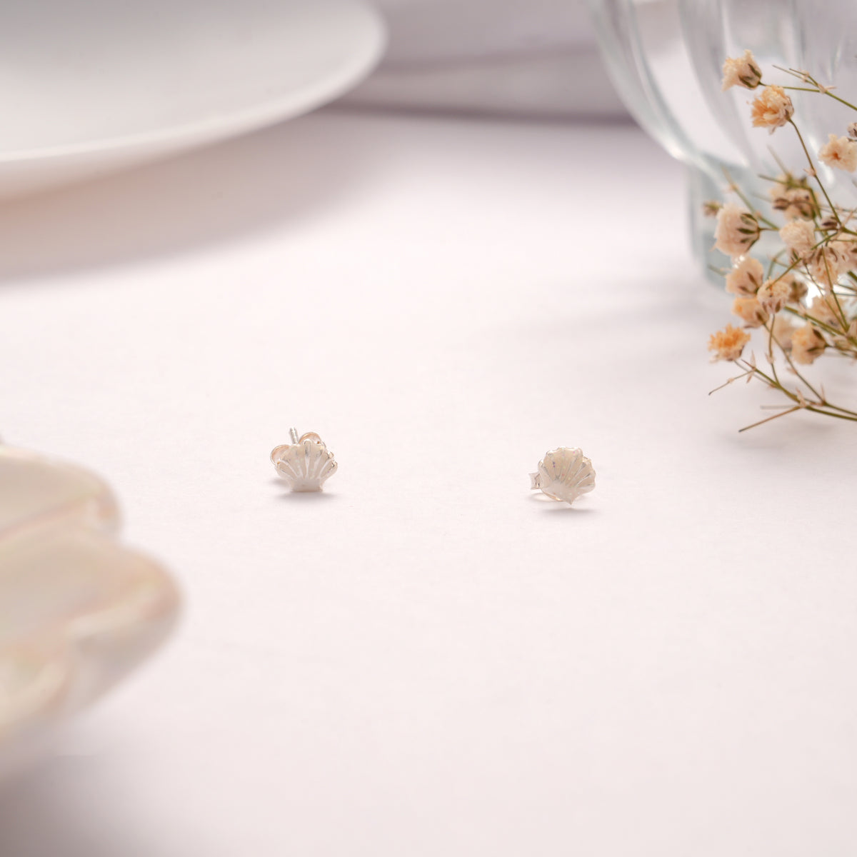Glittering White Seashell Silver Stud