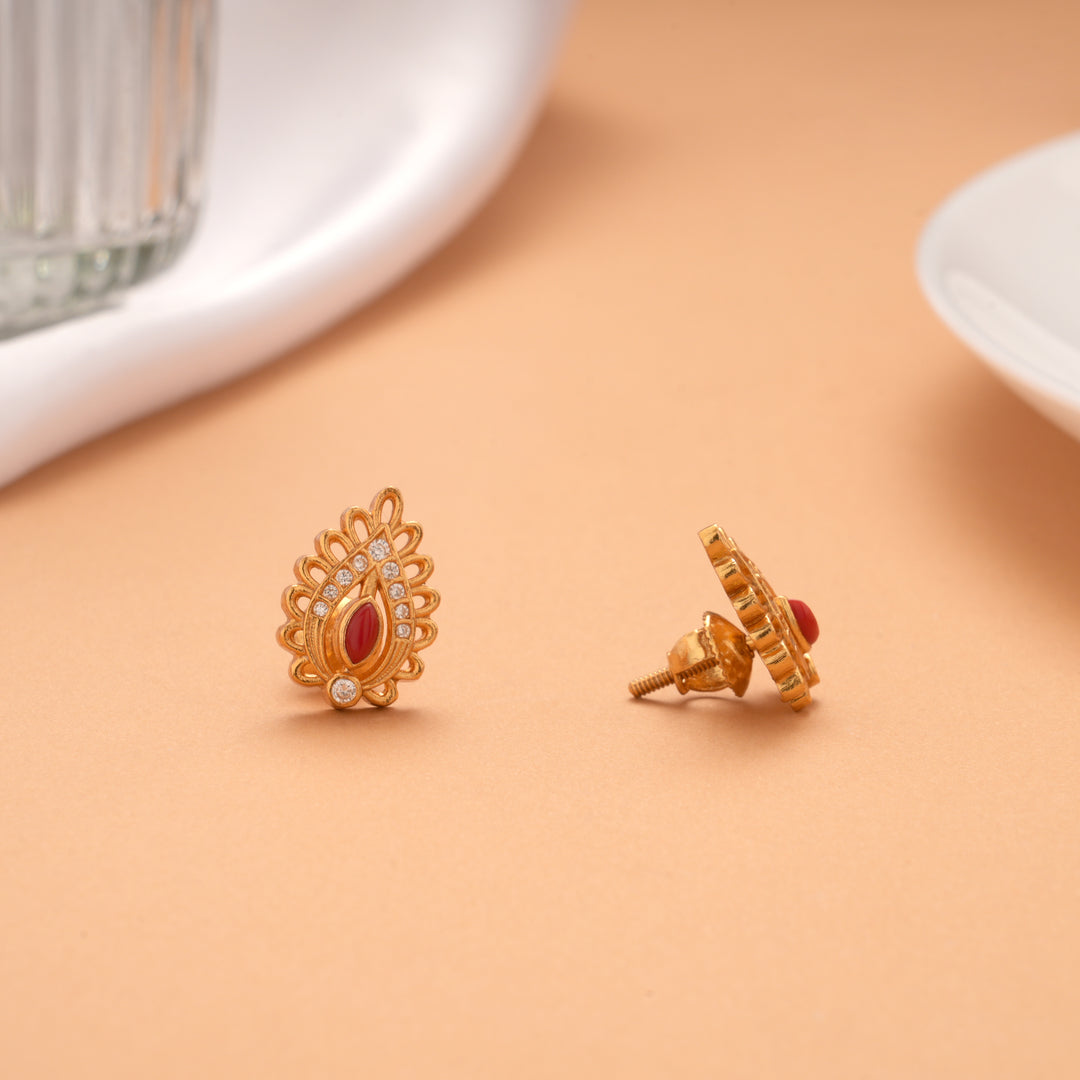 Premium Teardrops Coral Golden Stud