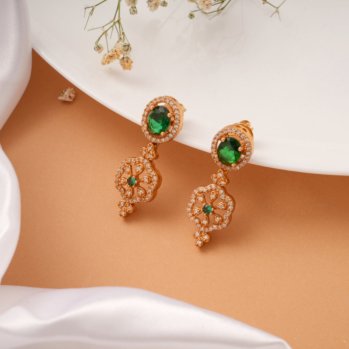 Shining Emerald Stone Golden Earring