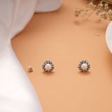 Beautiful Twisted Pearl Silver Stud
