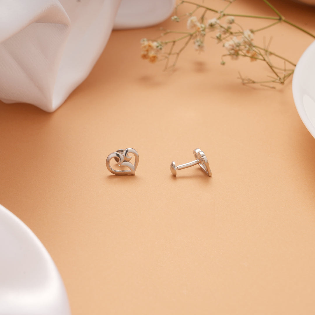 Trendy Twisted Heart Design Silver Stud