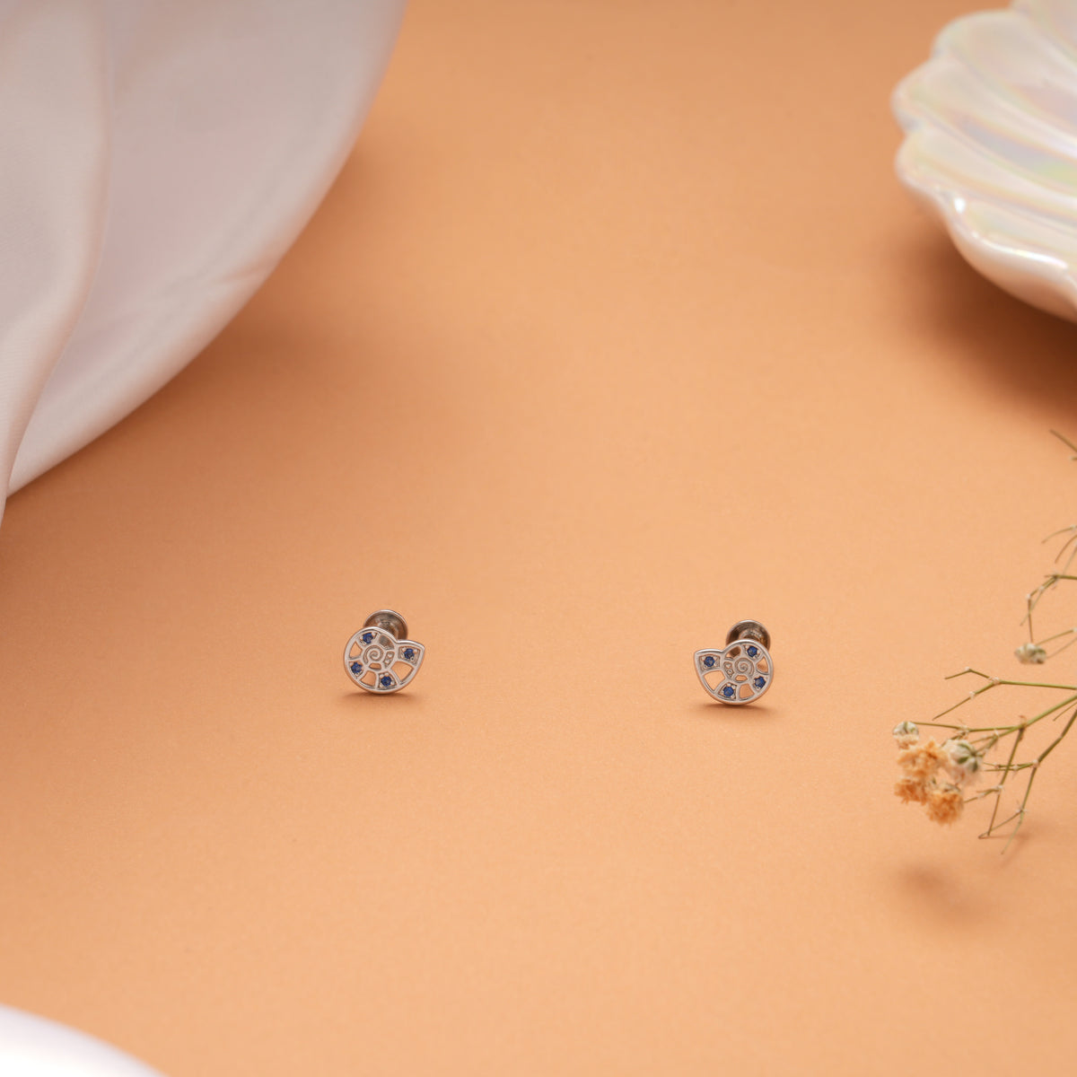 Simple Blue Stone Twisted Silver Stud