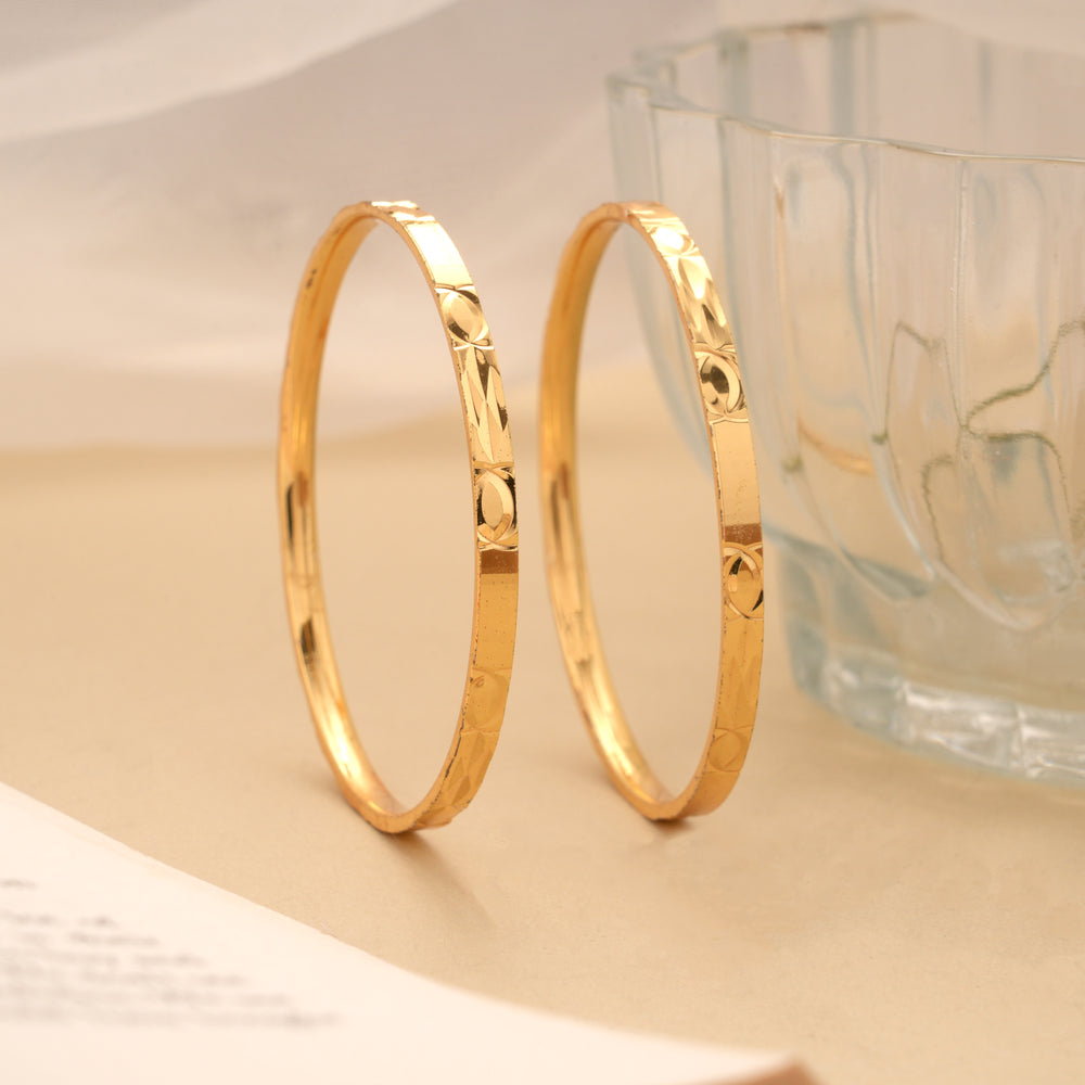 Slim and Sleek Design Golden Bangle