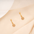 Vibrant White Stone Floral Golden Koppu