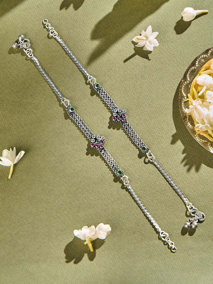 Elegant Leafy Sparkle Anklet