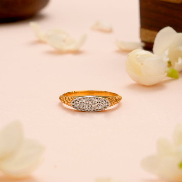 Elegant Oval Leaf Dual Gold Ring