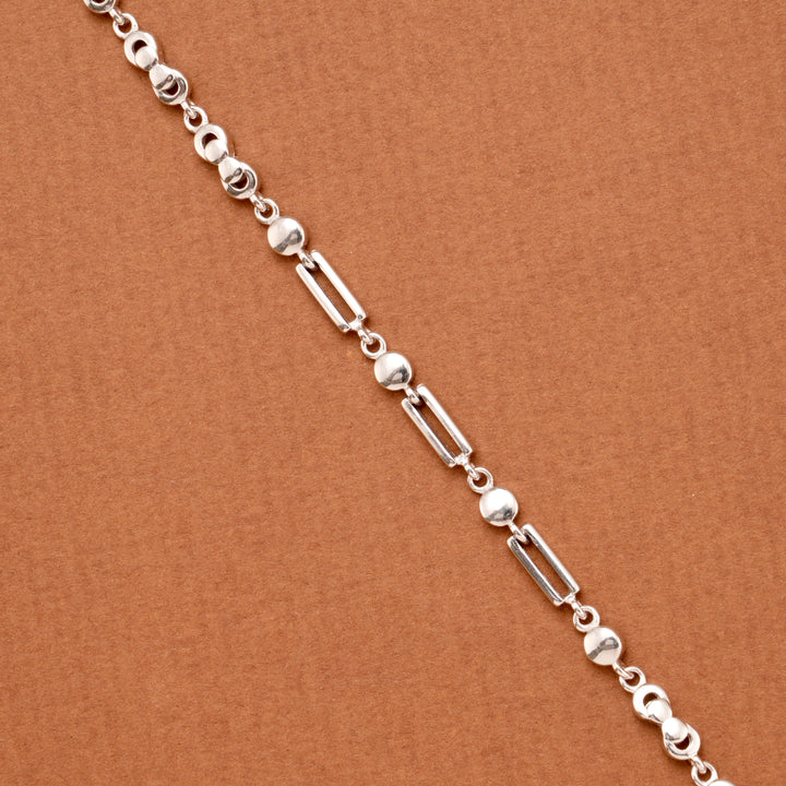 Stylish Rectangular Link Women Silver Bracelet