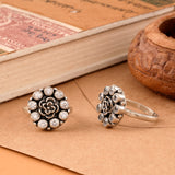 Antique Crown Petal Silver Toe Ring