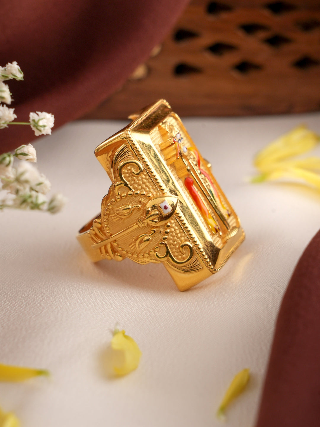 Elegance of Lord Muruga Gold Ring