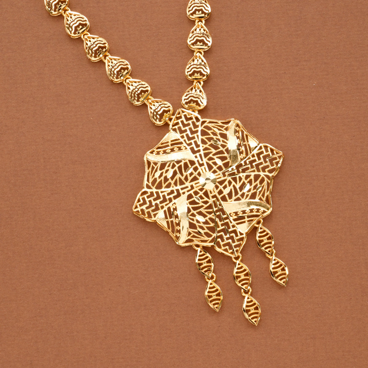 Blossom Floral Casting Golden Necklace Set
