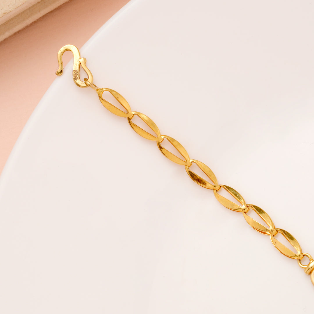 Floral Triple Link Pattern Gold Bracelet for Women