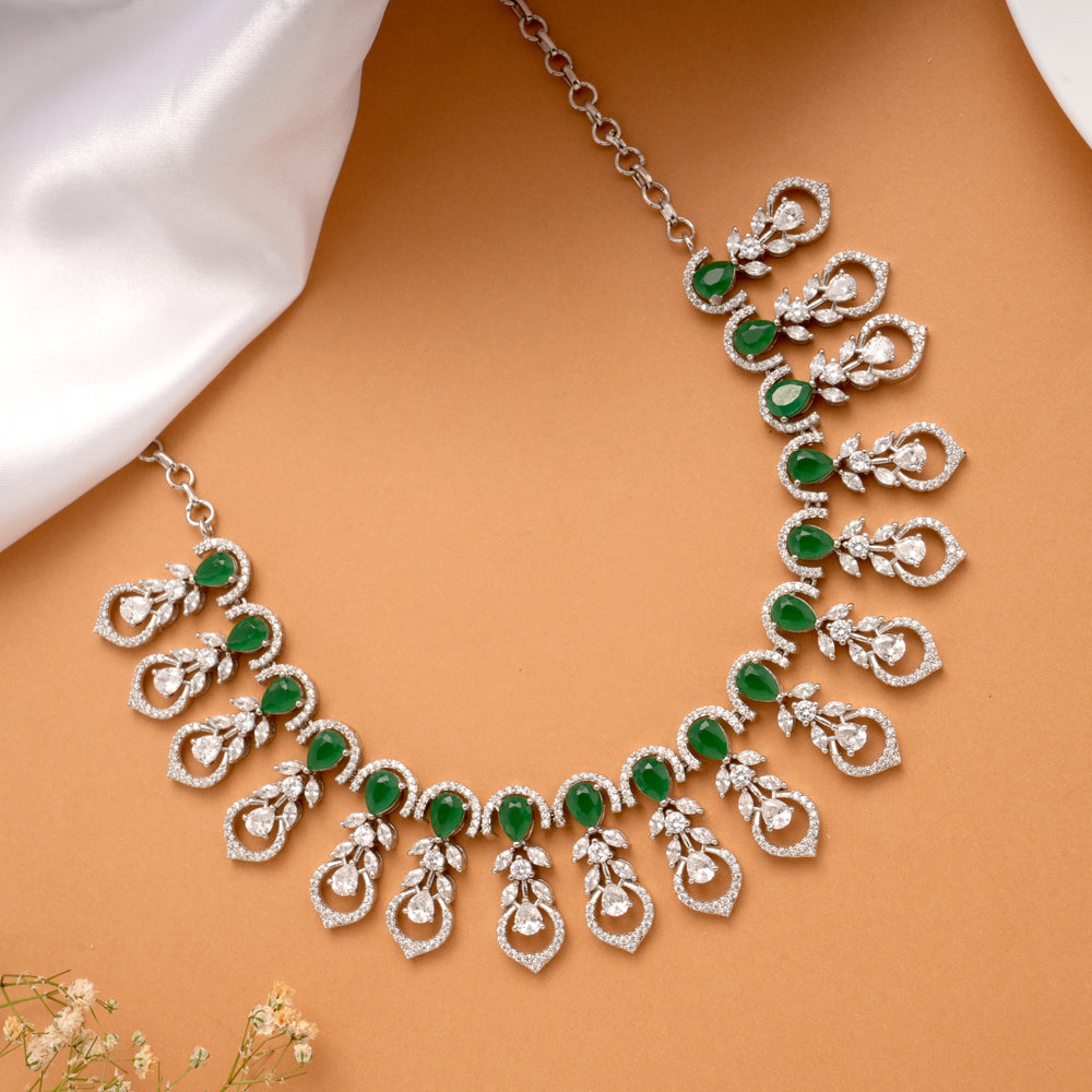 Fancy Emerald Stone with Drops Silver Necklace