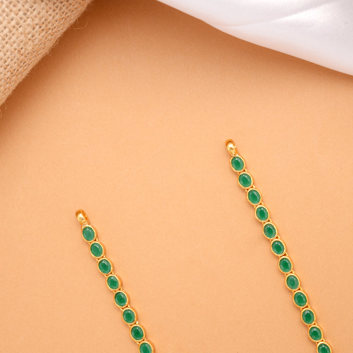 Elegant Single Layer Green Stone Golden Necklace