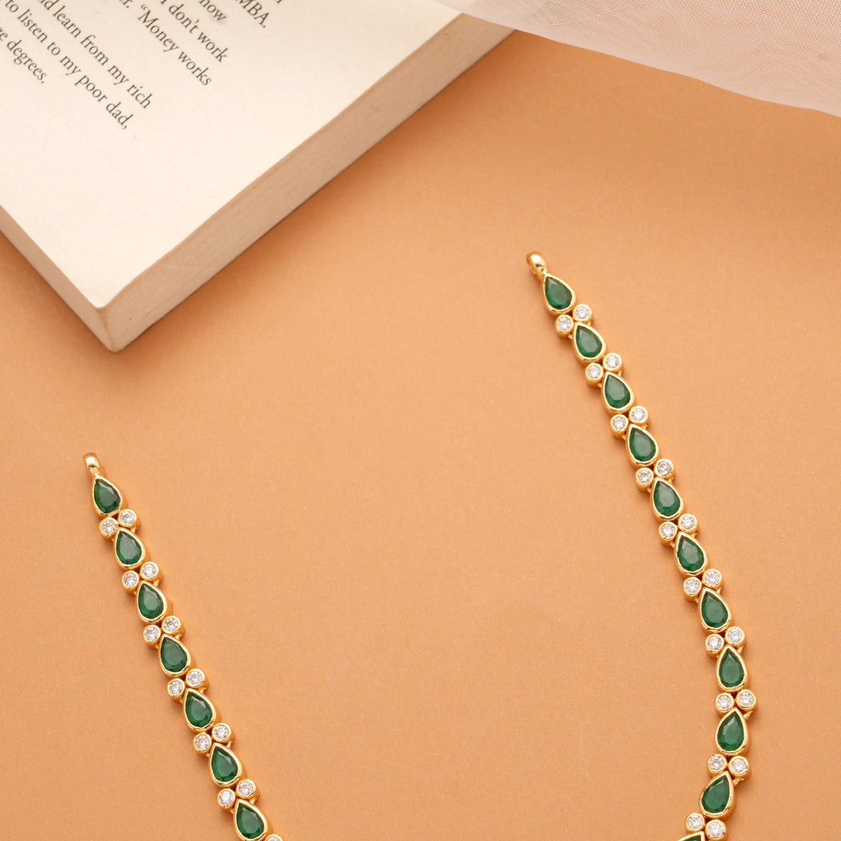 Elegant Emerald Green Temple Pendant Necklace