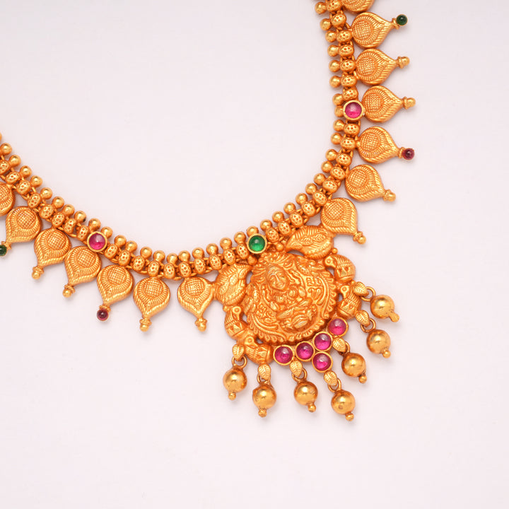 Traditional Leaf Pattern Lakshmi Pendant Golden Necklace