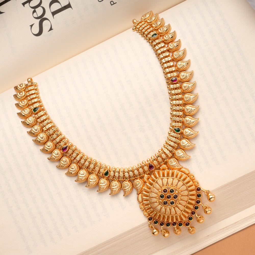 Classic Mango Design Tear Drop Design Golden Necklace